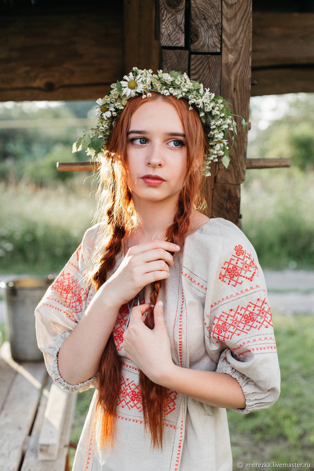 A playful frame from Girls in Slavic costumes — online in Moscow