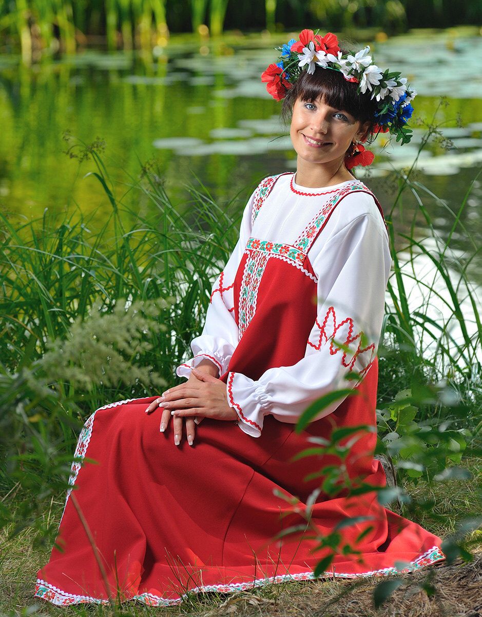 Beautiful girl Girls in Slavic costumes in Moscow
